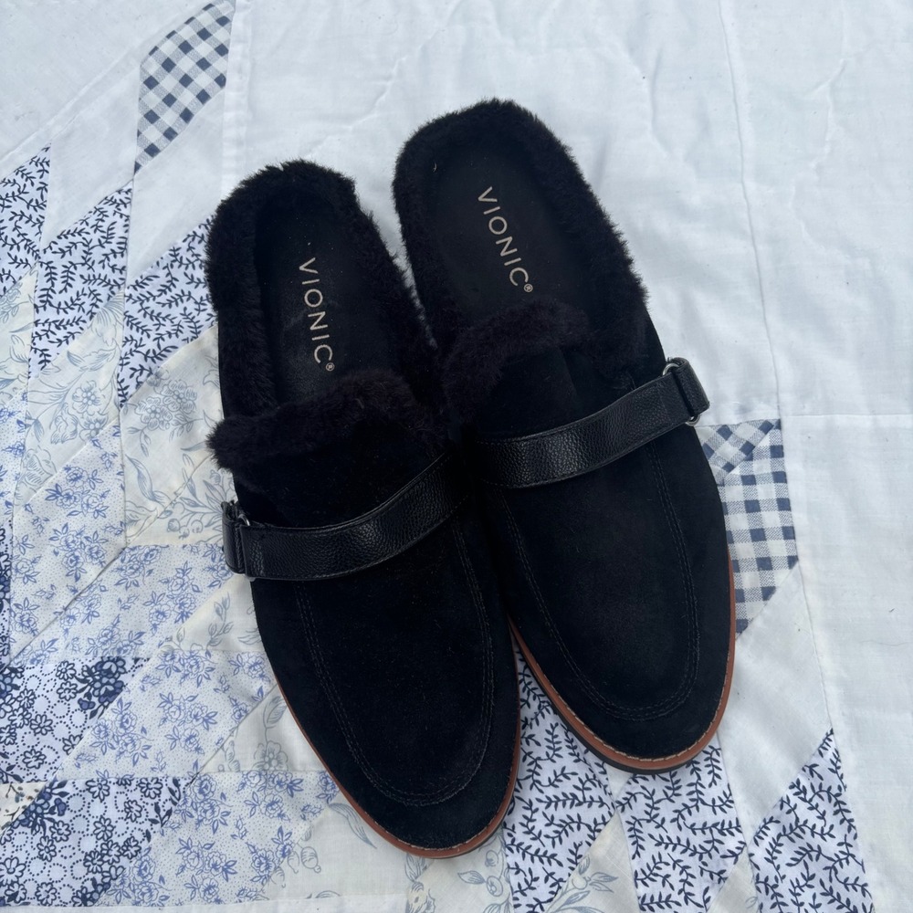 Vionic Kailen Black Suede Faux Fur Lined Mules Shoes Womens 8